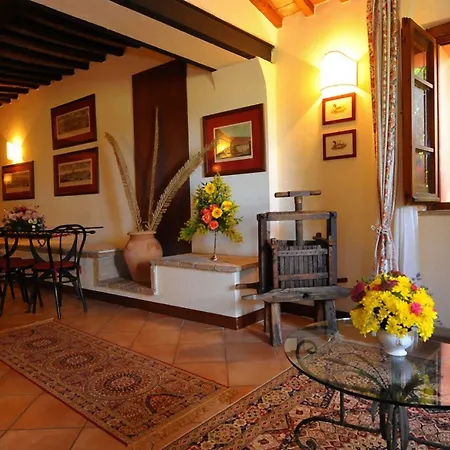 Borgo Mandoleto - Country & 3* Solomeo