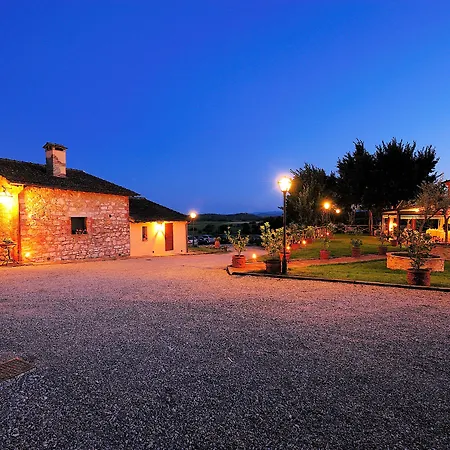 Borgo Mandoleto - Country & 3* Solomeo