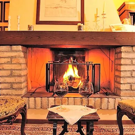 Borgo Mandoleto - Country & Θέρετρο