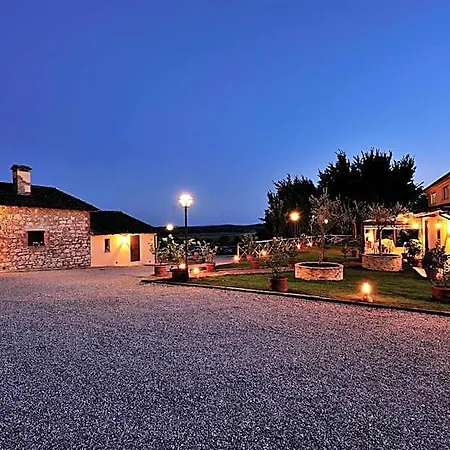 Borgo Mandoleto - Country & Resort