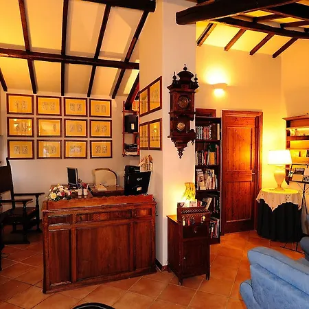 Borgo Mandoleto - Country & 3* Solomeo