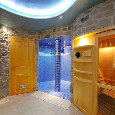 Borgo Mandoleto - Country & 2* Solomeo